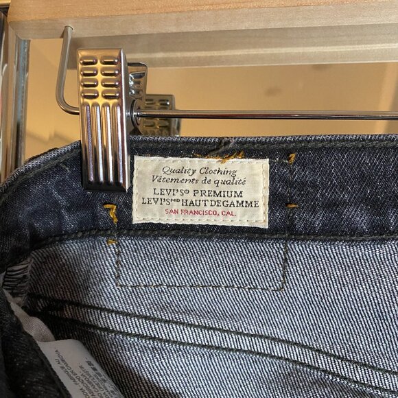 Levi's premium grey jeans - Picture 3 of 4